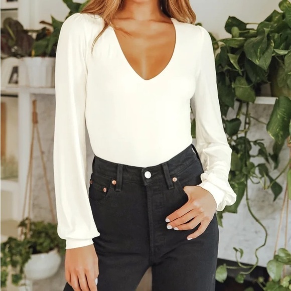 Kaylene Ivory V-Neck Balloon Sleeve Bodysuit - Picture 1 of 6